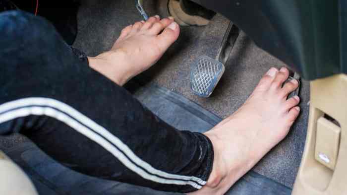 Why is it against the law to drive barefoot