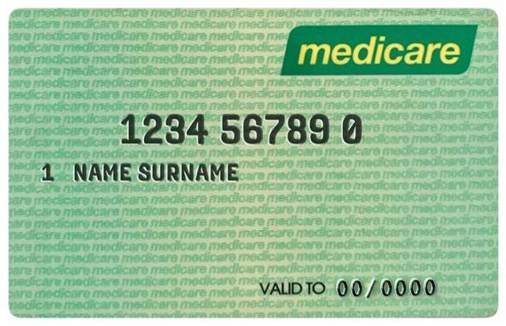 Difference between medicare and private health insurance in australia